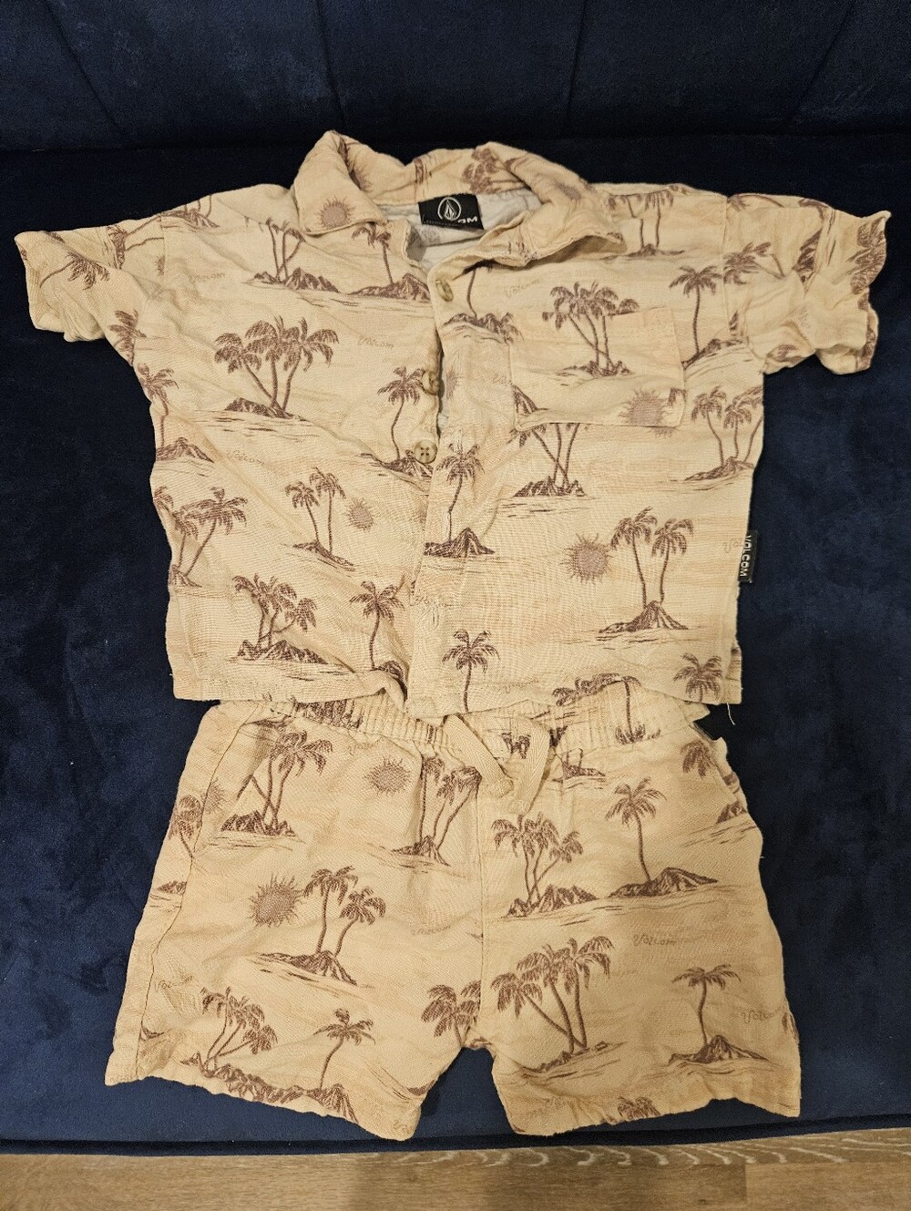 Volcom 3T Paradise Tropical Print Matching Set